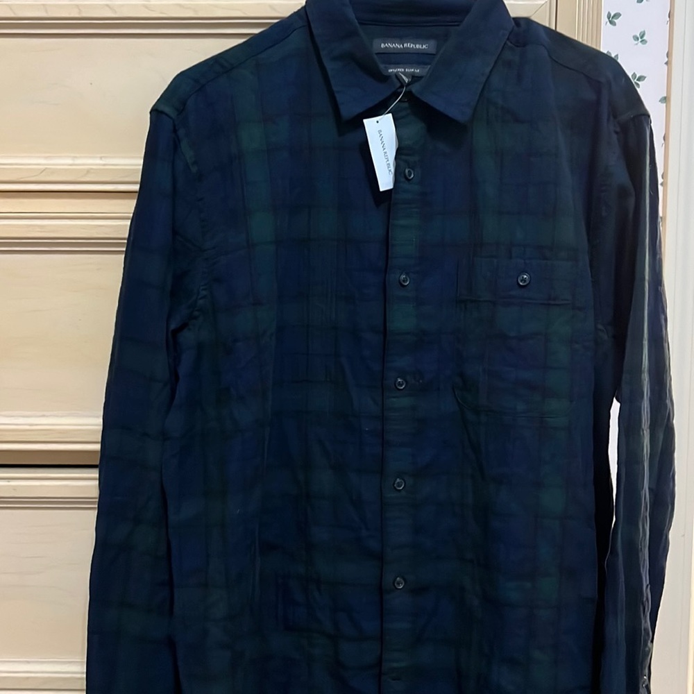 Banana republic on untuck slim fit